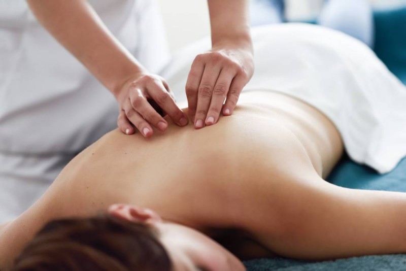 aroma massage therapy